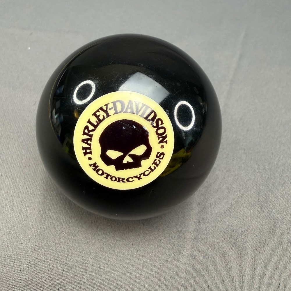 Harley-Davidson Willie G Skull Cue Ball Black Billiard Pool Table Accessorie